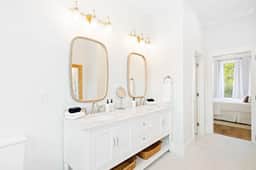 Pearly White - Image 4