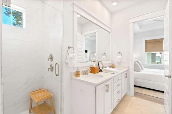 Watersound Escape - Image 1