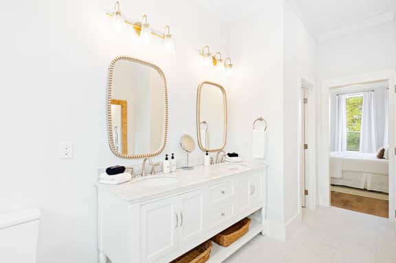 Pearly White - Image 4