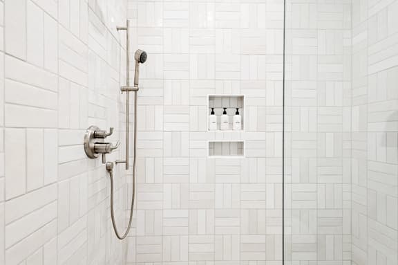 Pearly White - Image 1